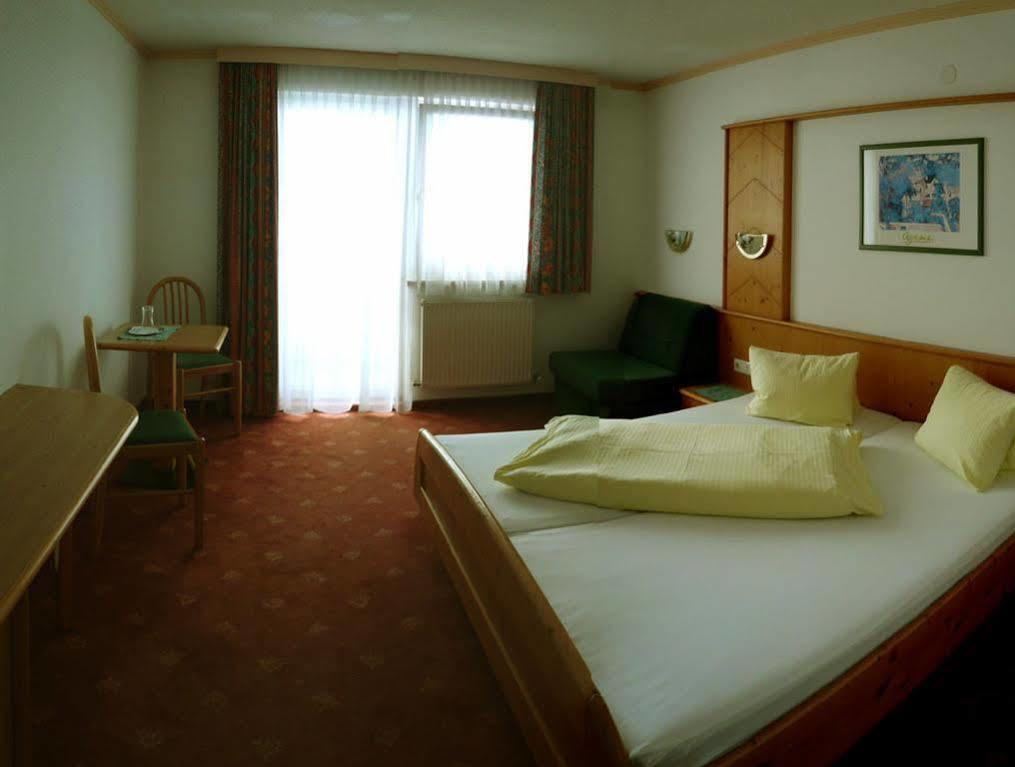 Germania Hotel 4*